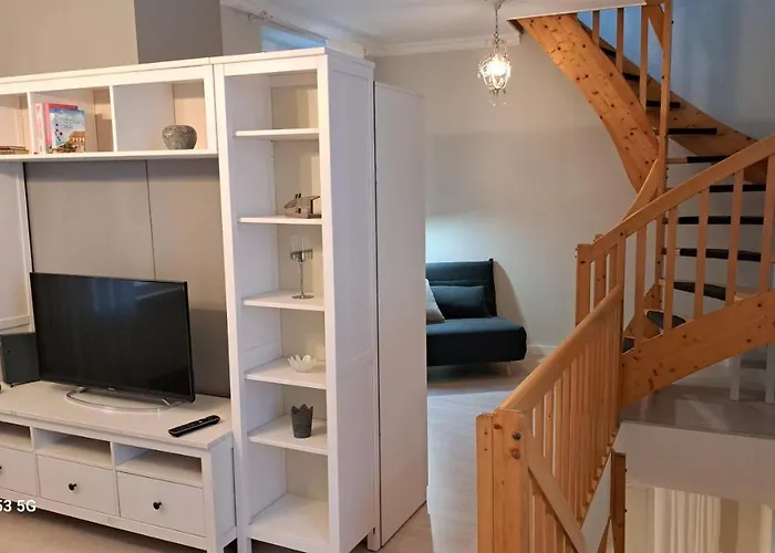 Small Stable - Charmantes Haeuschen Mitten In Апартаменты