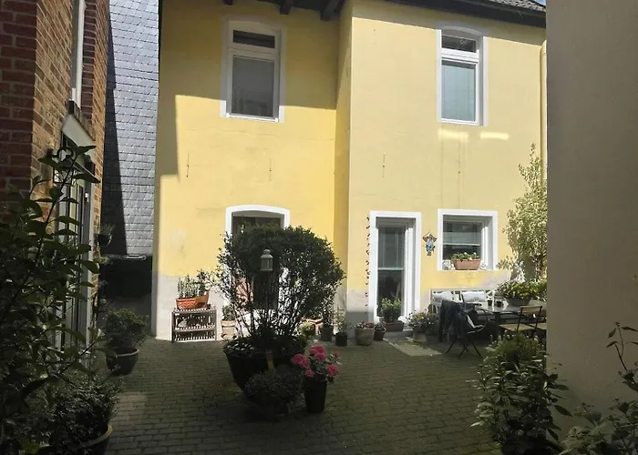 Small Stable - Charmantes Haeuschen Mitten In Апартаменты