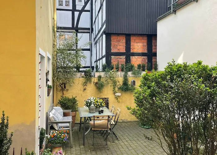 Small Stable - Charmantes Haeuschen Mitten In Лемго